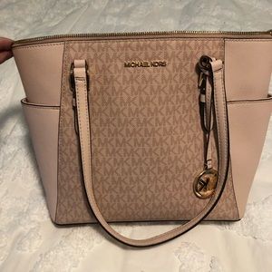 Micheal kors handbag